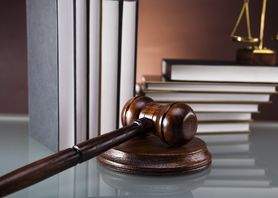 戶籍地起訴：留美大學(xué)生命案背后的上海刑事律師身影