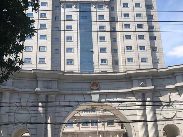 具有撫養(yǎng)義務(wù)放任嬰幼兒死亡危險如何定罪處罰？上海刑事案件知名律師來回答