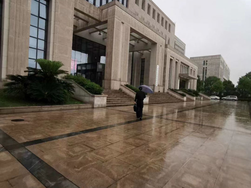 期貨合同詐騙法院怎么判？黃浦刑事律師為您講解