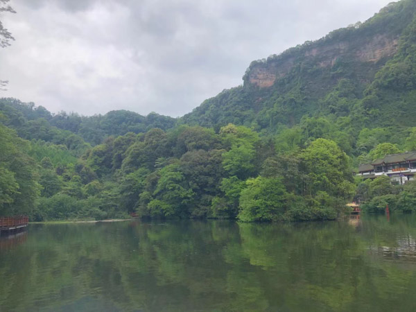 調(diào)包的行為是屬于盜竊罪還是詐騙罪？上海刑事案件著名律師告訴您