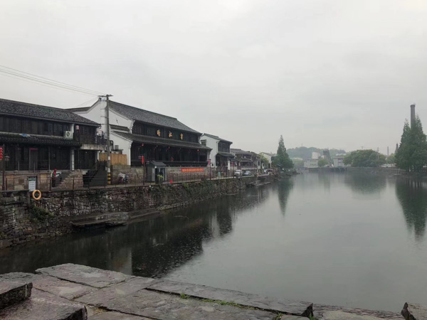 上海市刑事律師事務(wù)所為您講解在使用微信時如何防止被詐騙