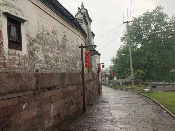 上海取保候?qū)徛蓭煘槟v解取保候?qū)徬嚓P(guān)問題