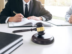 <b>刑律巔峰，35年刑罰見證律師堅守</b>